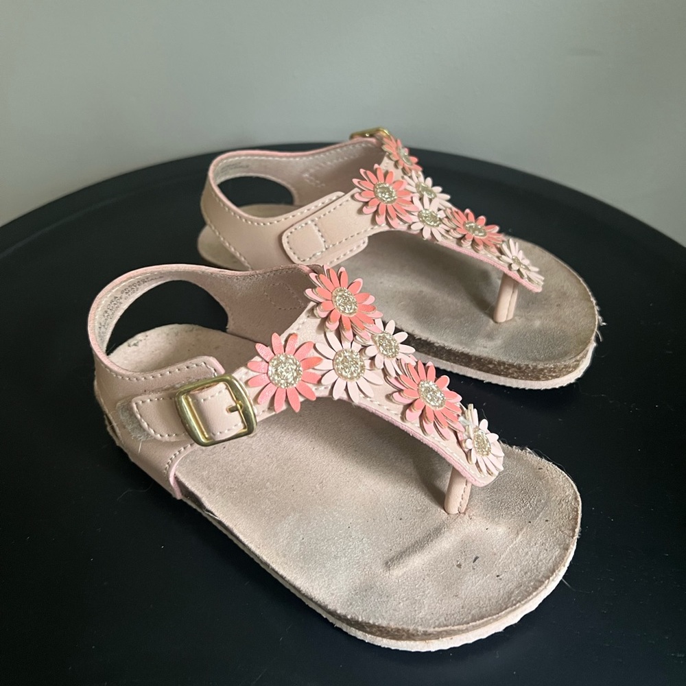 Floral little Girls Sandal - size 9